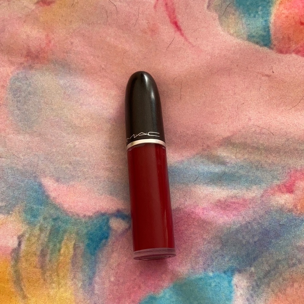 MAC Retro Matte in Dance With Me